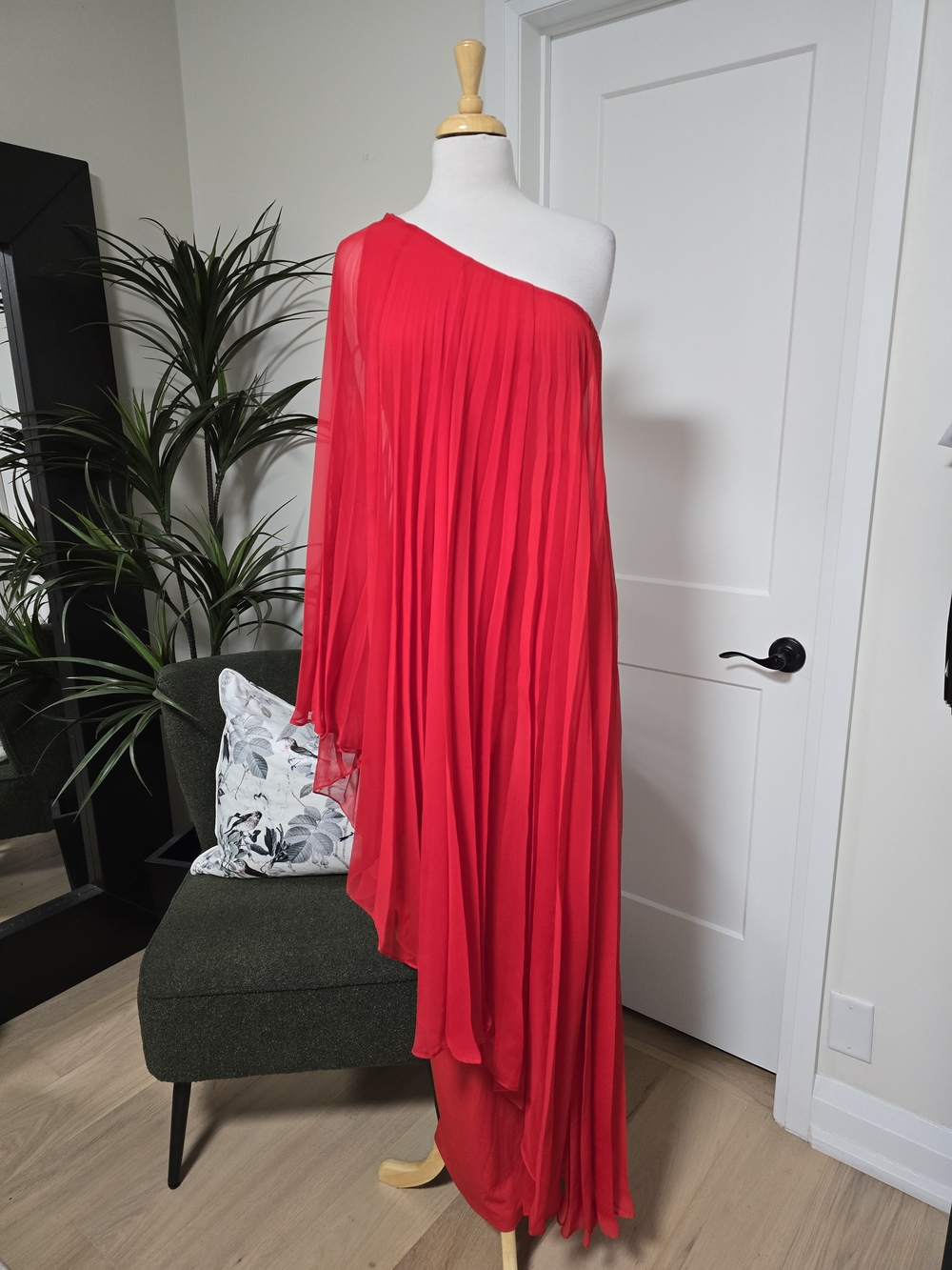 One-Shoulder Red Pleated Maxi Skirt